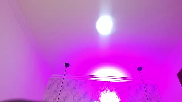 nalalye cruzz  online show from March 14, 3:01 am