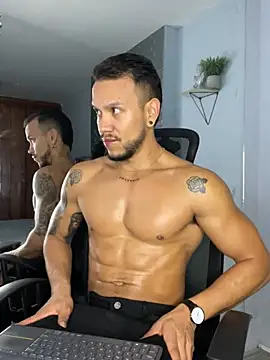 ARON TAYLER01 online show from January 9, 12:41 pm