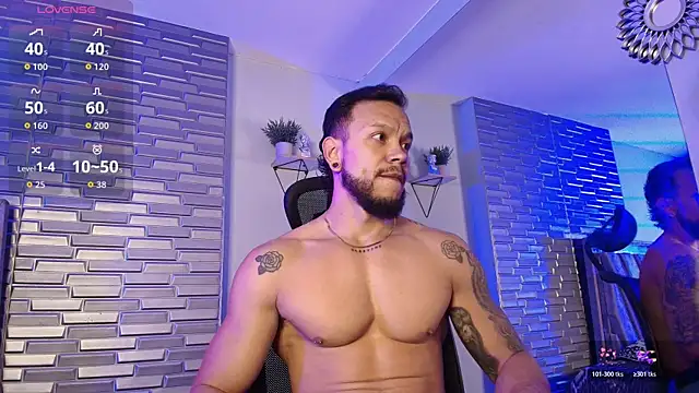 ARON TAYLER01 online show from March 22, 10:18 am