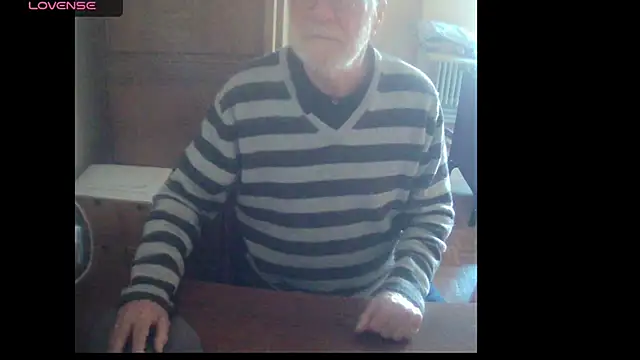 Snapshot of terrybare chatting on February 18, 1:33 pm terrybare online show from February 18, 1:33 pm