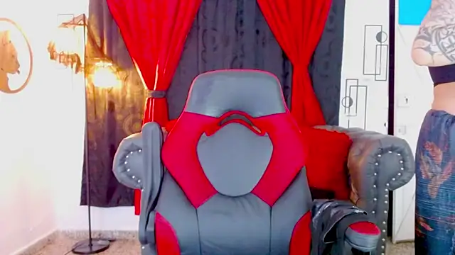 misslombana online show from March 13, 3:46 am