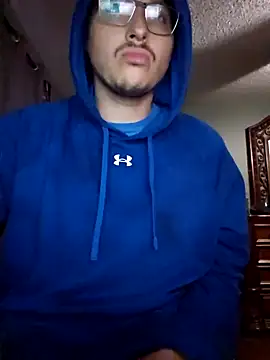 Snapshot of MrBiggBallz chatting on January 5, 12:31 pm MrBiggBallz online show from January 5, 12:31 pm