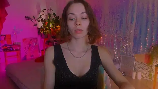 Snapshot of poli__ chatting on February 13, 9:17 pm poli   online show from February 13, 9:17 pm