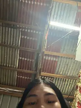 Snapshot of EllaCalifa chatting on November 18, 8:08 am EllaCalifa online show from November 18, 8:08 am