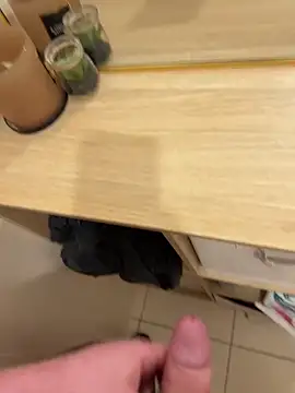 Cozqhh online show from April 20, 1:25 pm