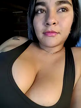 Snapshot of alison_villalobo chatting on February 22, 1:11 am alison villalobo online show from February 22, 1:11 am