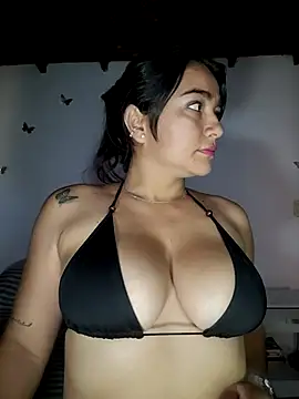 alison villalobo online show from April 12, 5:40 pm