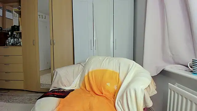 Snapshot of Rolla_Coaster chatting on February 2, 6:34 am Rolla Coaster online show from February 2, 6:34 am