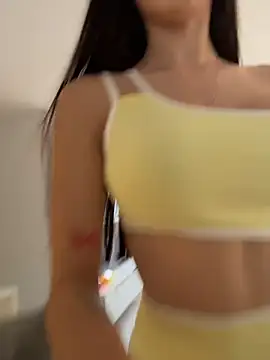 Snapshot of Im_Valentina chatting on July 25, 9:45 pm Im Valentina online show from July 25, 9:45 pm