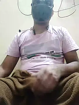 Snapshot of Cucumber_Boy chatting on December 22, 5:42 pm Cucumber Boy online show from December 22, 5:42 pm