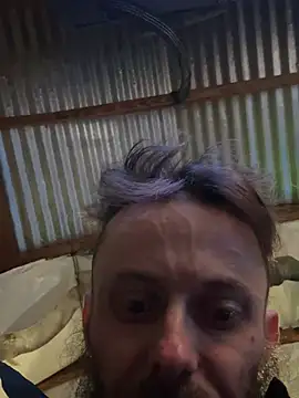 Snapshot of CloudDadddyyy420 chatting on December 31, 4:49 am CloudDadddyyy420 online show from December 31, 4:49 am