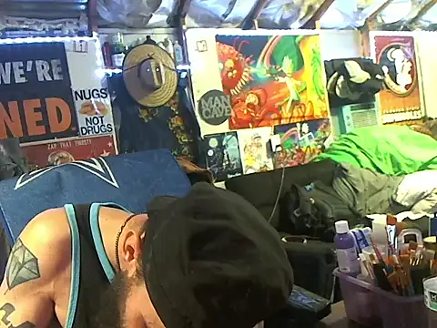 Snapshot of CloudDadddyyy420 chatting on February 5, 4:27 am CloudDadddyyy420 online show from February 5, 4:27 am