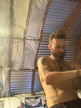 Snapshot of CloudDadddyyy420 chatting on February 28, 1:05 am CloudDadddyyy420 online show from February 28, 1:05 am