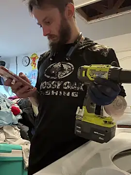 Snapshot of CloudDadddyyy420 chatting on February 28, 8:53 am CloudDadddyyy420 online show from February 28, 8:53 am