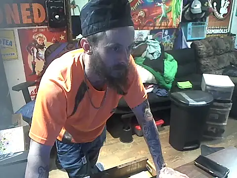 Snapshot of CloudDadddyyy420 chatting on March 1, 9:37 pm CloudDadddyyy420 online show from March 1, 9:37 pm