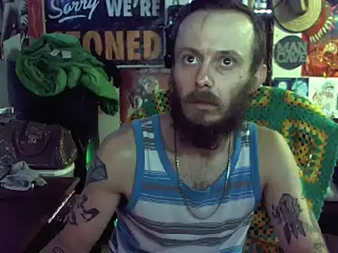 Snapshot of CloudDadddyyy420 chatting on March 13, 9:59 pm CloudDadddyyy420 online show from March 13, 9:59 pm