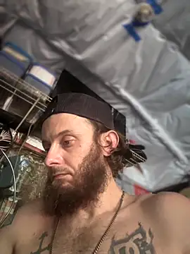 Snapshot of CloudDadddyyy420 chatting on October 23, 2:16 pm CloudDadddyyy420 online show from October 23, 2:16 pm