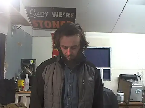 Snapshot of CloudDadddyyy420 chatting on February 23, 1:08 pm CloudDadddyyy420 online show from February 23, 1:08 pm