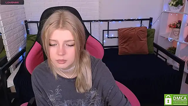 Grace and  Jacob online show from January 12, 11:17 am