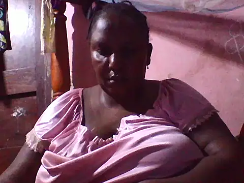 Snapshot of big_clits chatting on July 3, 10:16 pm big clits online show from July 3, 10:16 pm