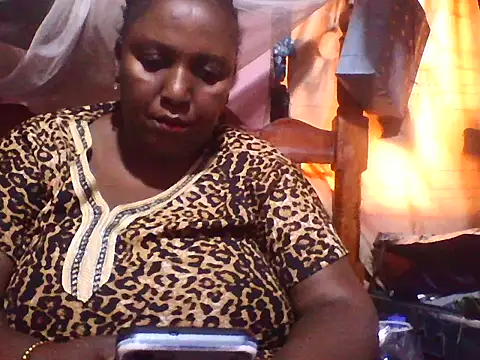 Snapshot of big_clits chatting on July 12, 6:04 am big clits online show from July 12, 6:04 am