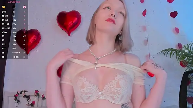 Snapshot of _Rude_Girl_ chatting on February 9, 10:31 am Rude Girl online show from February 9, 10:31 am