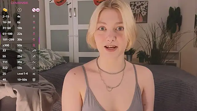 Snapshot of _Rude_Girl_ chatting on October 30, 3:46 pm Rude Girl online show from October 30, 3:46 pm