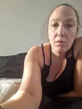 Snapshot of Wisie_Cutie chatting on February 1, 2:37 pm Wisie Cutie online show from February 1, 2:37 pm