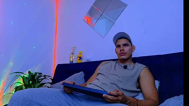 Snapshot of rick03_leto chatting on October 30, 5:09 am rick03 leto online show from October 30, 5:09 am