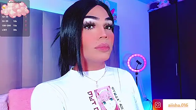 AiishaRose online show from January 12, 2:09 pm