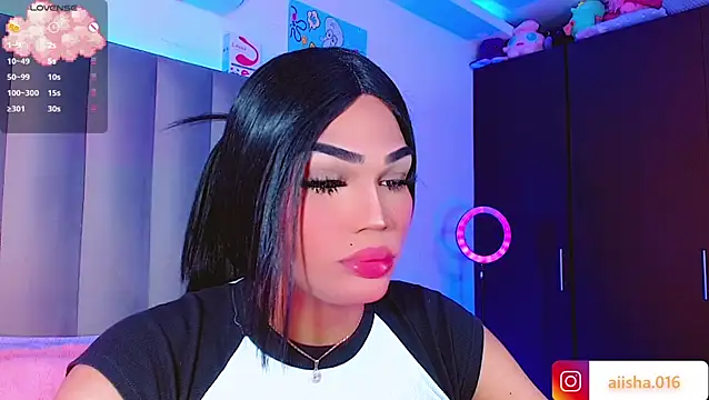 AiishaRose online show from January 19, 1:12 pm