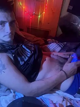 Snapshot of bugboy chatting on February 11, 7:02 am bugboy online show from February 11, 7:02 am