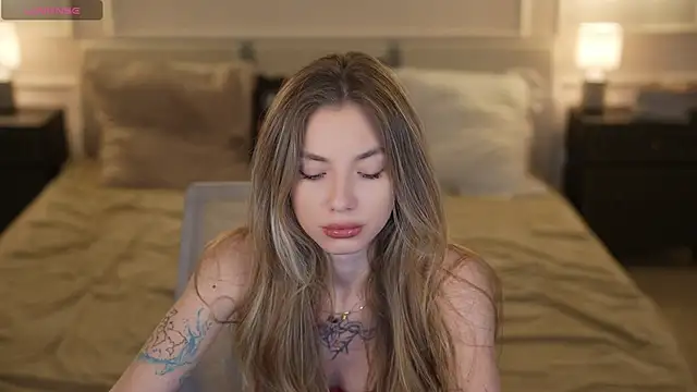 Snapshot of Kisasolo chatting on November 26, 1:06 am Kisasolo online show from November 26, 1:06 am