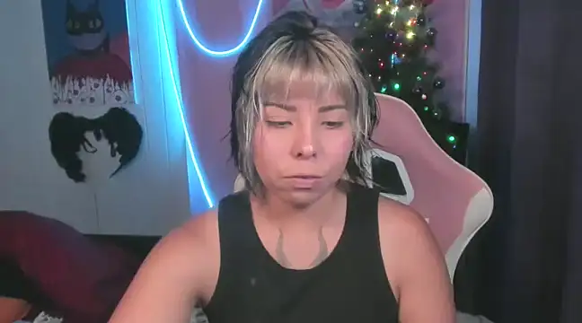 Snapshot of Diosagata chatting on December 22, 3:33 am Diosagata online show from December 22, 3:33 am