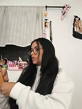 Annya-sweet online show from June 7, 2:05 am