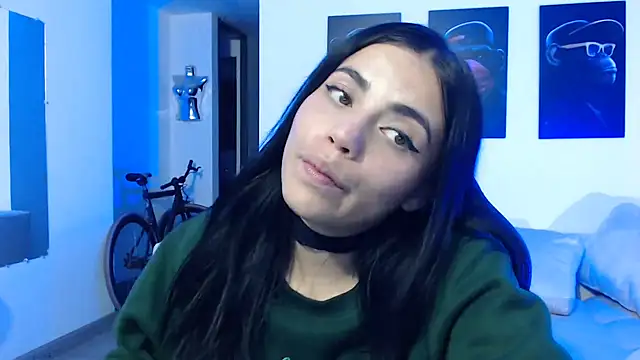 i am nina  online show from January 7, 12:55 am