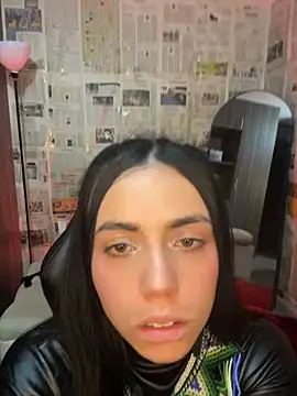 i am nina  online show from April 21, 3:35 am