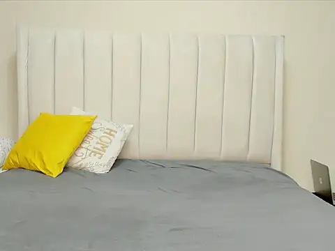  heavenlysent online show from November 3, 4:36 am