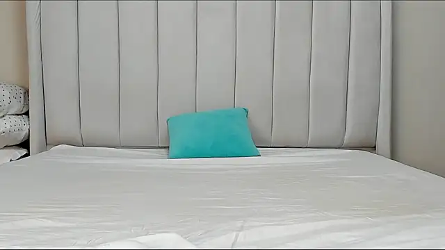 Snapshot of _heavenlysent chatting on July 16, 5:02 am heavenlysent online show from July 16, 5:02 am