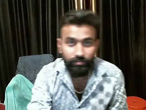 Snapshot of indian2 chatting on December 15, 5:56 am indian2 online show from December 15, 5:56 am