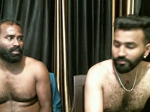 Snapshot of indian2 chatting on February 8, 6:33 am indian2 online show from February 8, 6:33 am