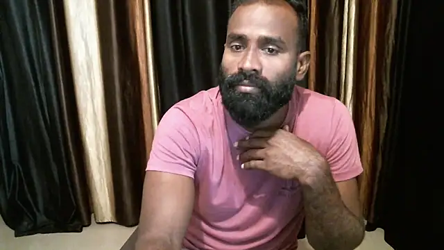 Snapshot of indian2 chatting on September 20, 12:33 am indian2 online show from September 20, 12:33 am