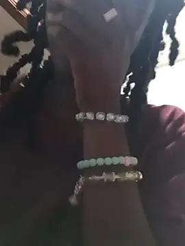 Prettybecs online show from January 17, 6:02 pm