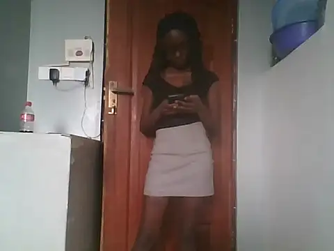 Prettybecs online show from September 11, 10:26 am