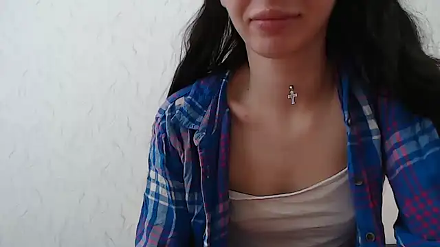 HoneyWiles online show from February 13, 12:32 pm