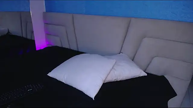 Miss Loise online show from October 7, 3:47 am