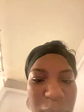 Snapshot of wishwashhy22 chatting on September 8, 5:01 pm wishwashhy22 online show from September 8, 5:01 pm