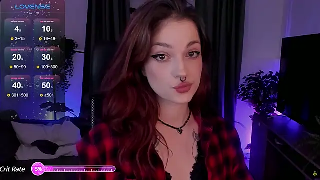 Snapshot of BratzieDarsie chatting on December 26, 8:18 am BratzieDarsie online show from December 26, 8:18 am