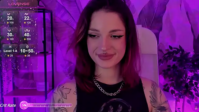 Snapshot of BratzieDarsie chatting on February 11, 2:57 pm BratzieDarsie online show from February 11, 2:57 pm