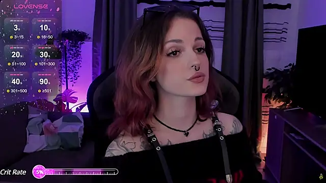 Snapshot of BratzieDarsie chatting on February 26, 11:41 am BratzieDarsie online show from February 26, 11:41 am